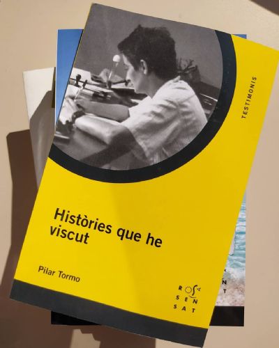 Llibre 'Històries que he viscut'.  Autoría: Associació de Mestres Rosa Sensat.